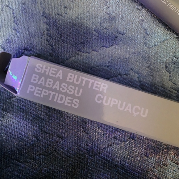 RHODE LIP PEPTIDE - Picture 5 of 8